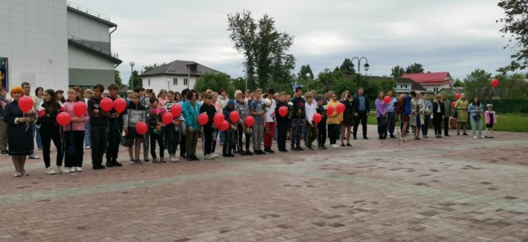 Митинг посвященный Дню памяти и скорби. Митинг посвященный Дню памяти и скорби.