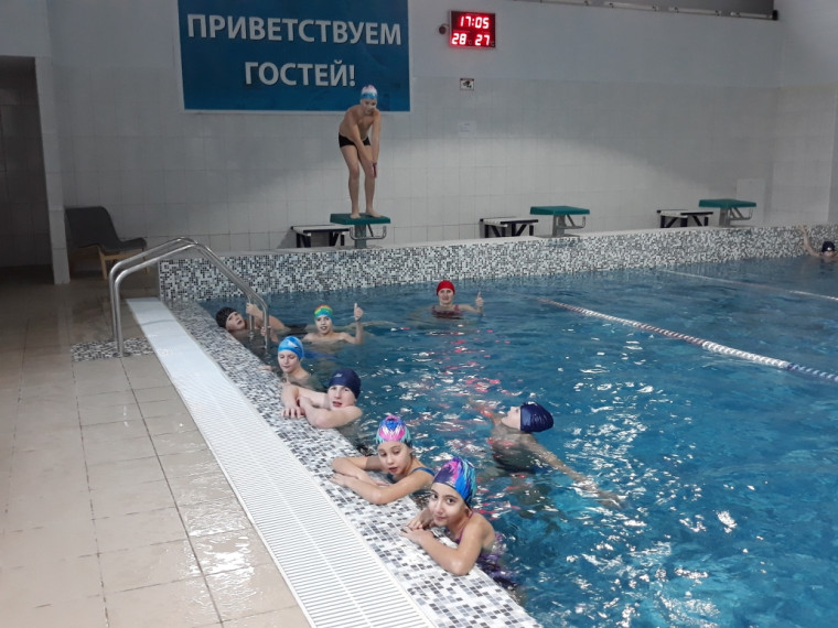 Плавание — эффективнейшее средство укрепления здоровья и физического развития человека, с первого месяца жизни и до самой старости!. Плавание — эффективнейшее средство укрепления здоровья и физического развития человека, с первого месяца жизни и до самой старости!.