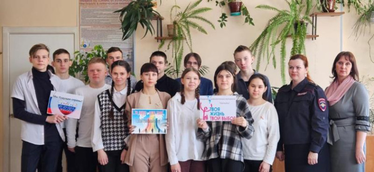C учащимися МОУ "Октябрьская СОШ" проведены профилактические беседы. C учащимися МОУ "Октябрьская СОШ" проведены профилактические беседы.