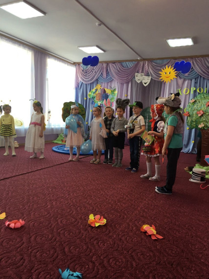 Театральная неделя в детском саду «Радуга».